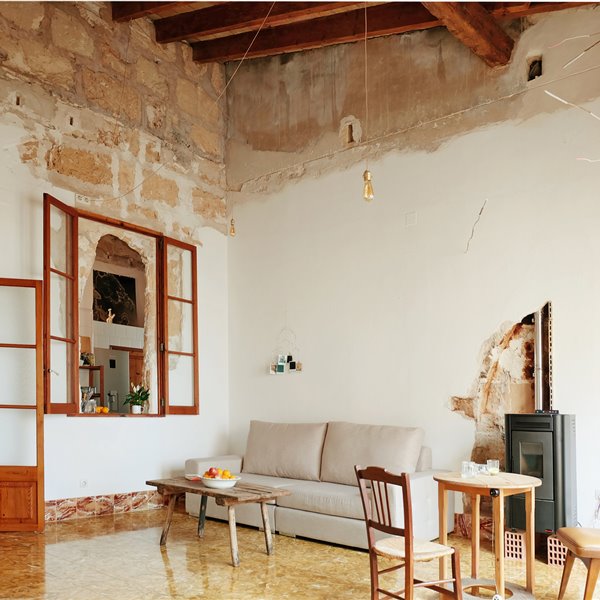 Este piso reformado en Palma de Mallorca se ha convertido en lección de historia 