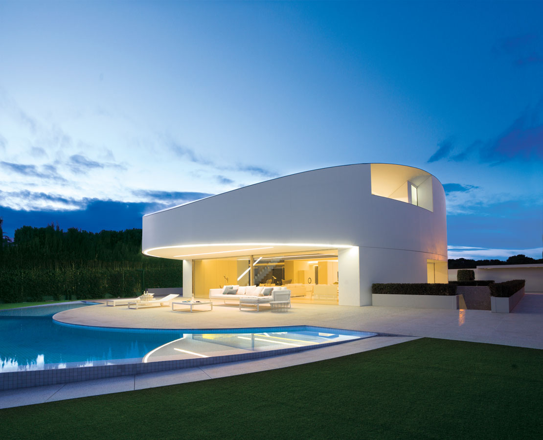 Casa Balint. [02] Elogio de la elipse