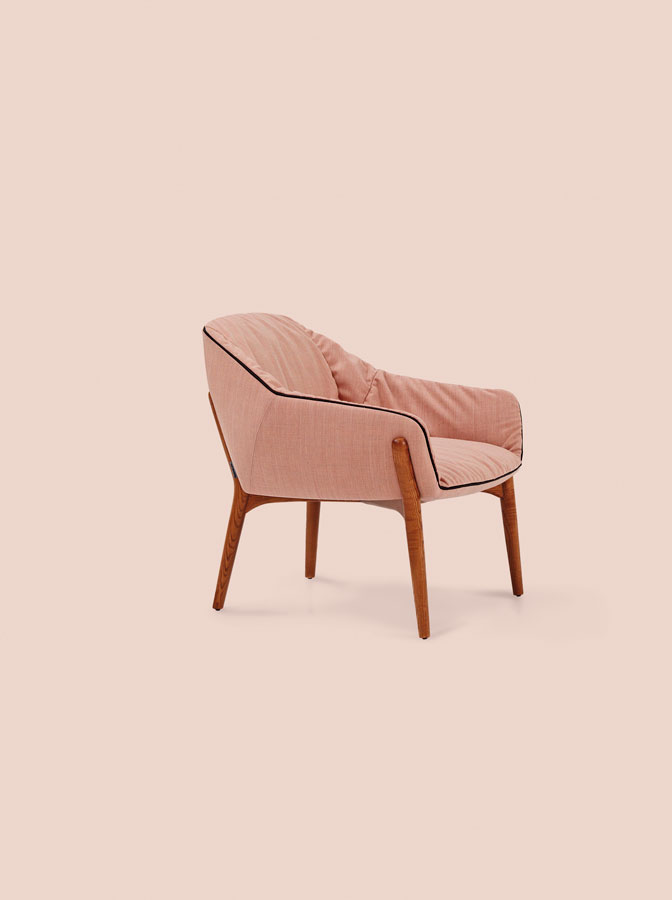 butaca Nido Sancal color rosa cuarzo pantone