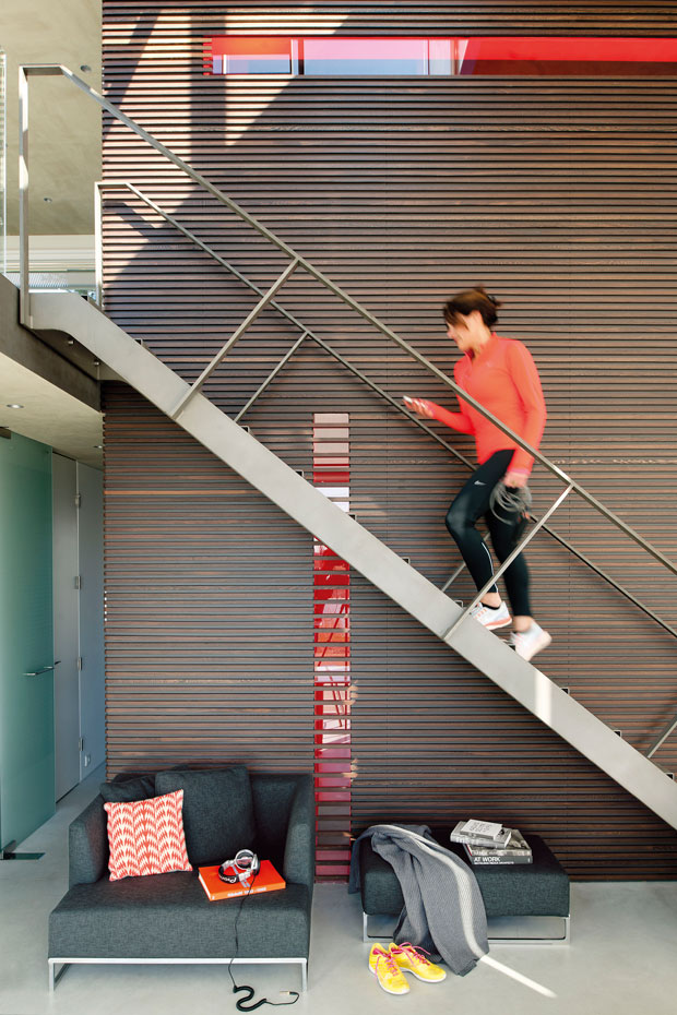 Escaleras sorprendentes. Ligera y tecnológica