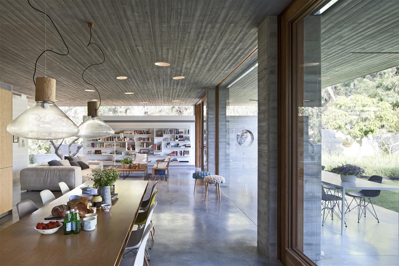 KEDEM HOUSE 070. Que pase la luz