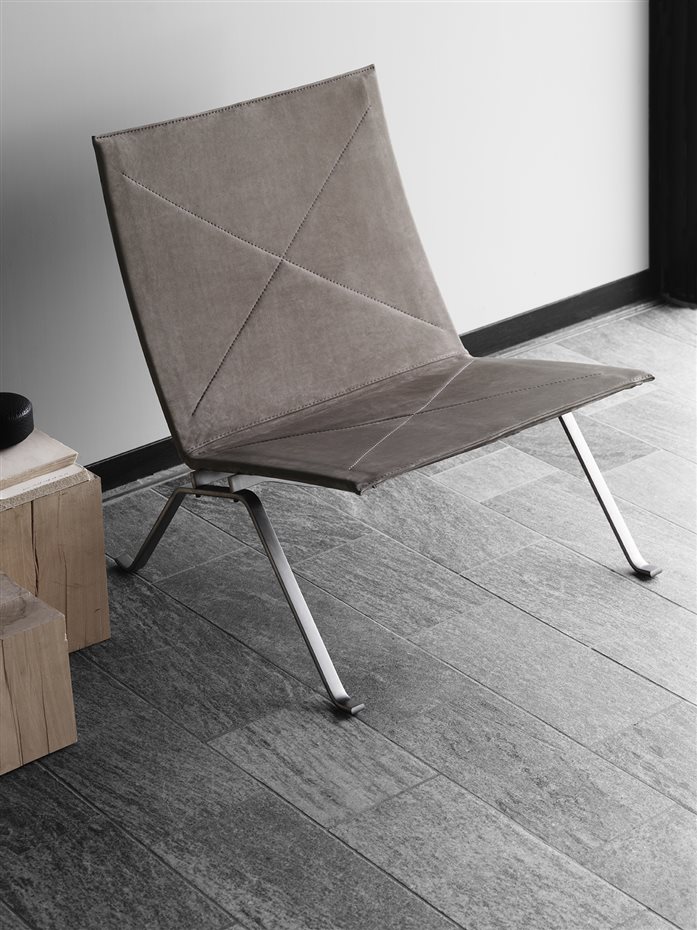 Fritz Hansen Poul Kjærholm PK22  Anniversary 1. Butaca PK22, base de acero y el cuerpo del asiento de piel