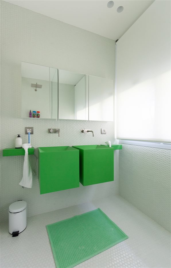 IMG 9048. El alegre cuarto de baño de los niños