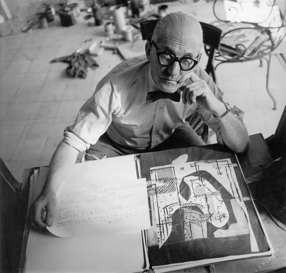 Retrato de Le Corbusier, cuyo nombre real era Charles-Édouard Jeanneret-Gris. Nació en Suiza pero se nacionalizó francés en 1930