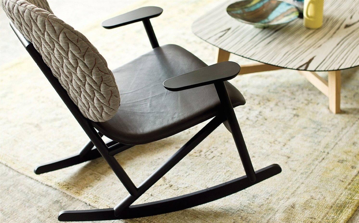 07 Moroso-1200x800. [02] Brazos al aire