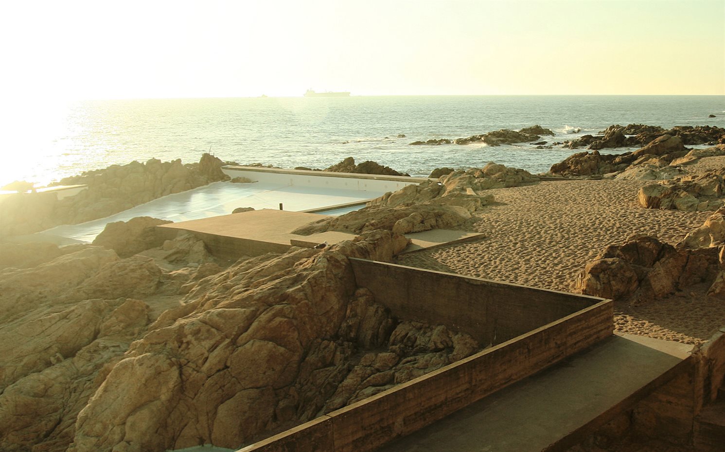 Piscinas de mar en la playa de Leça da Palmeira, en Matosinhos, de Álvaro Siza