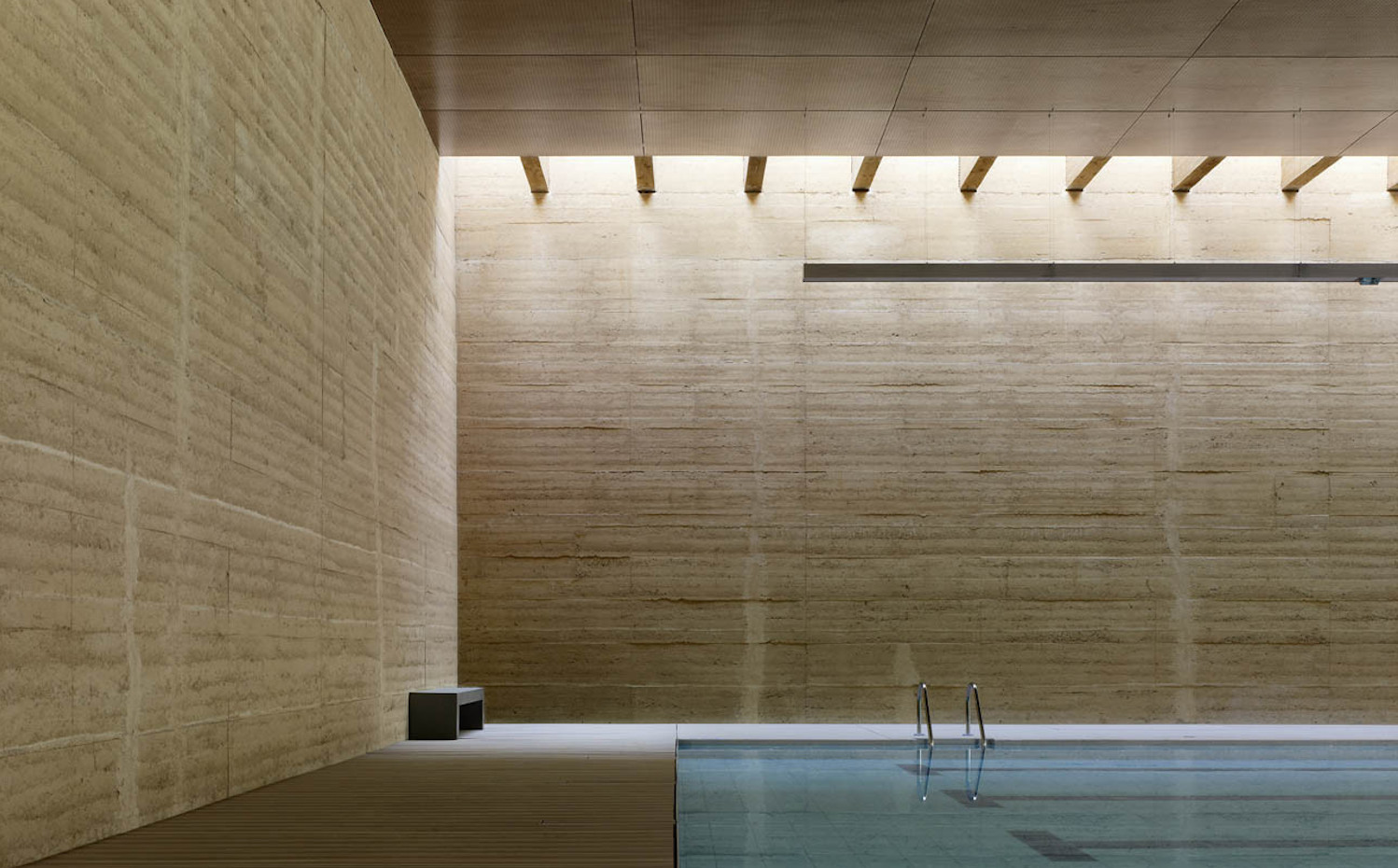 Piscina municipal de Toro, Zamora, de Vier Arquitectos