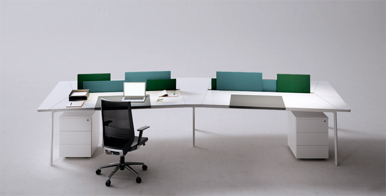 Mario Ruiz Forma5 M10 program6 0. Ruiz tiene una gran experiencia en el campo de diseño de mobiliario de oficina. En la imagen, programa M10, de Forma 5