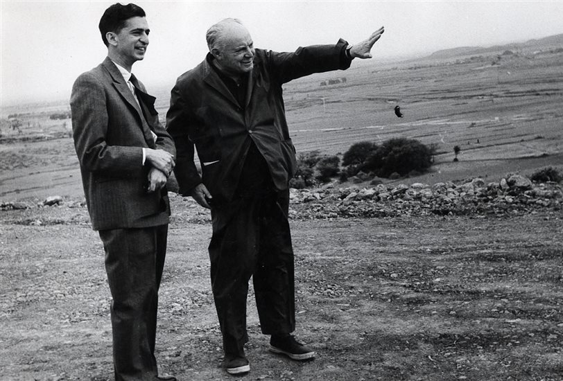 Gio Ponti junto a Hassan Nemazee en Teheran, en 1957