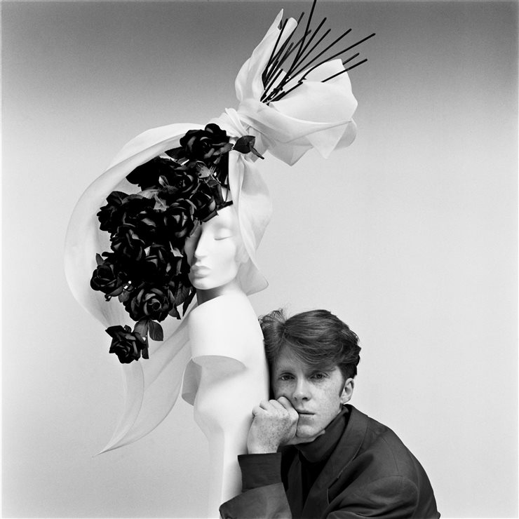Retrato de Philip Treacy para 'Vogue' (1991)