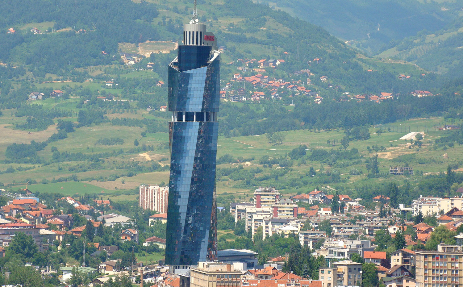 Avaz Twist Tower de Faruk Kapidžić