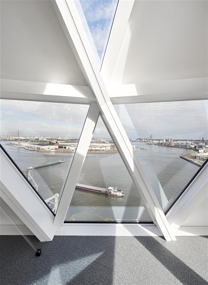 Sede de la autoridad portuaria de Amberes, Bélgica, Zaha Hadid