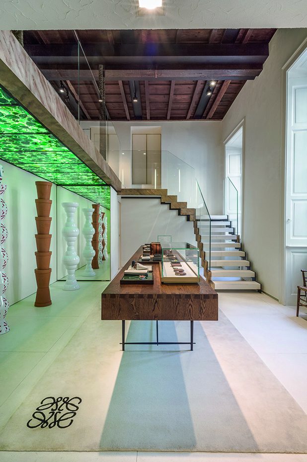 Tienda Loewe en Milán