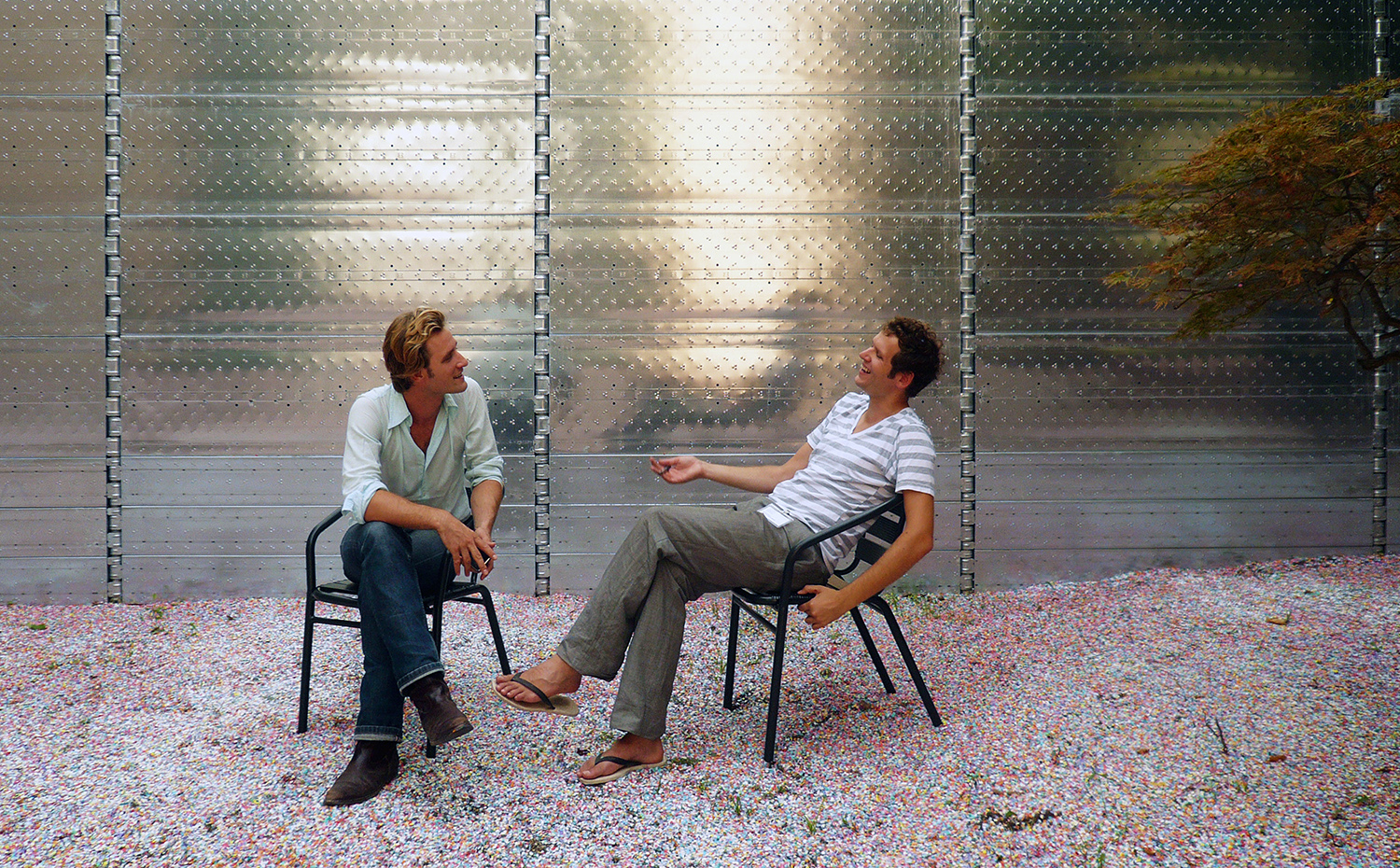 OFFICE Kersten Geers David Van Severen © Tine Cooreman. Kersten Geers y Martin van Severen, del estudio Office, son los comisarios de la edición 2016 de Interieur. Ellos mismos fueron los encargados del proyecto de ampliación del recinto ferial Kortrijk Xpo en 2009