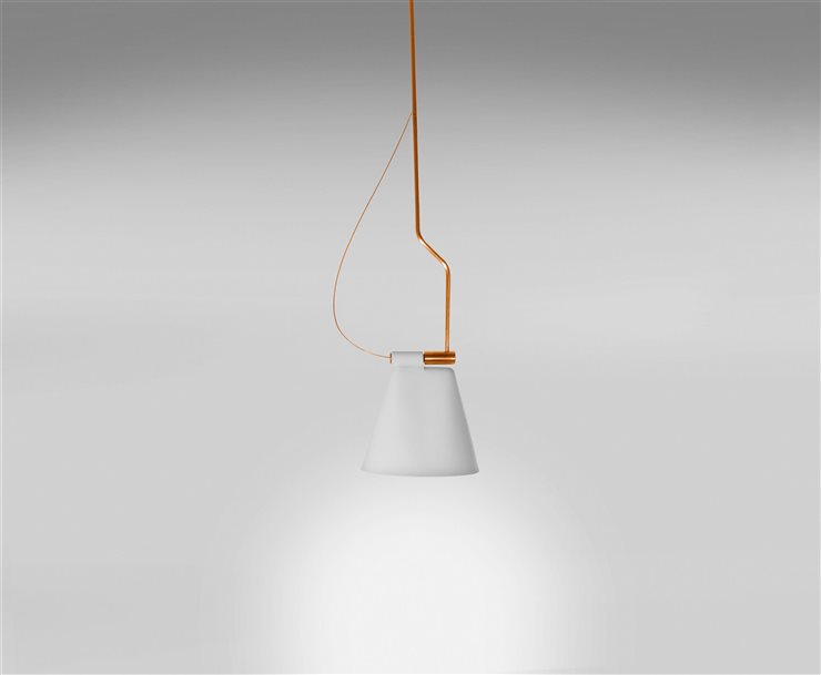 Se fabrica en un material porcelánico vitrificado 