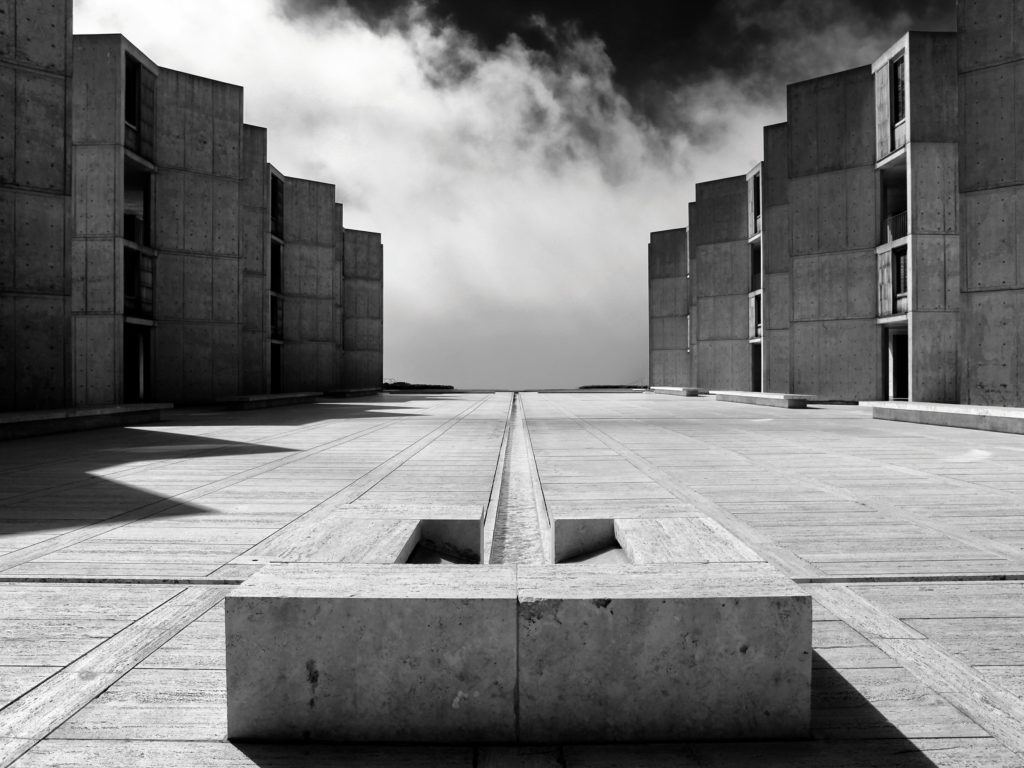 Salk Institute, La Jolla, California (EEUU, 1965), por Louis Kahn