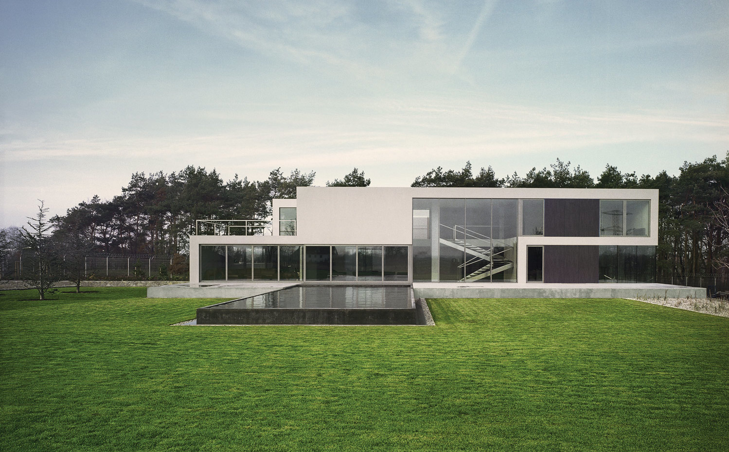 14.. La estructura de la casa parte de un cubo, que se ha ido transformando a medida que se definían cada una de las estancias