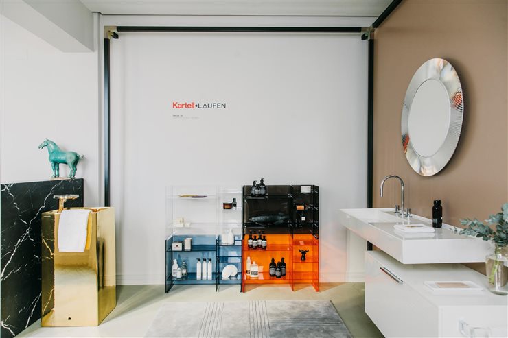 Un salón es un espacio compartido con Kartell