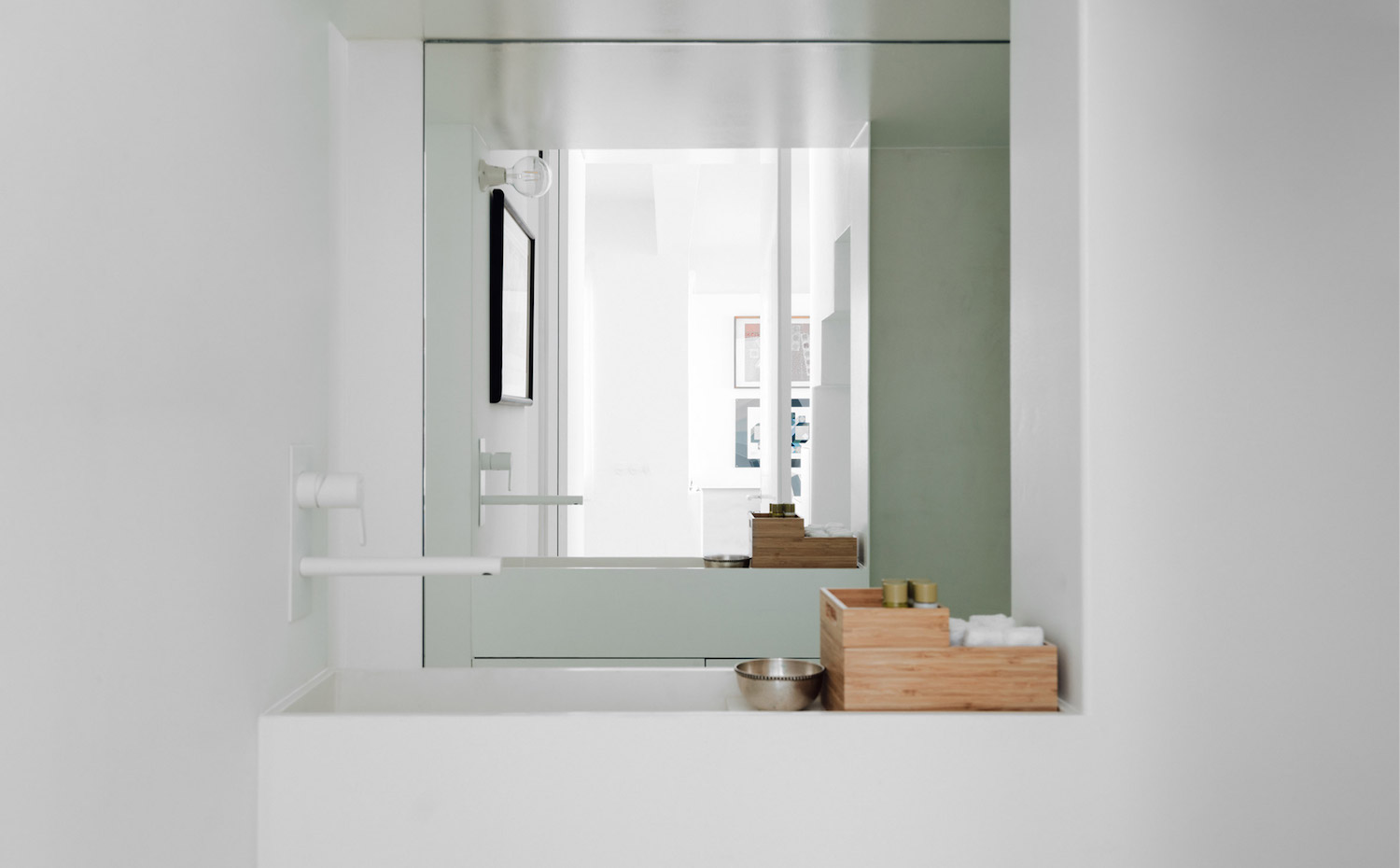 atelier-data12. La sencillez estética también se impone en el cuarto de baño