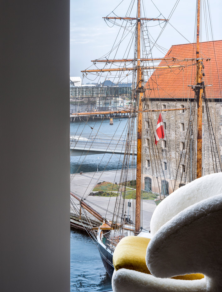 Kroyers-Plads Hampus-Berndtson 22. El apartamento se asoma al canal de Nyhavn, una de las zonas más populares y turísticas de Copenhague