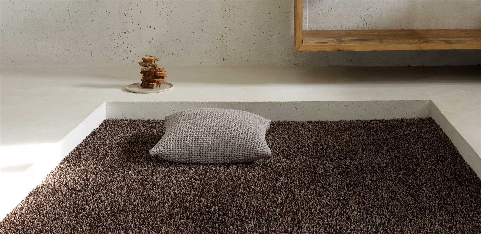 FLASH 1430 by Object carpet. Las moquetas a medida en rincones acotados pueden generar una nueva visión del espacio. Modelo Flash 1430, de Object Carpet