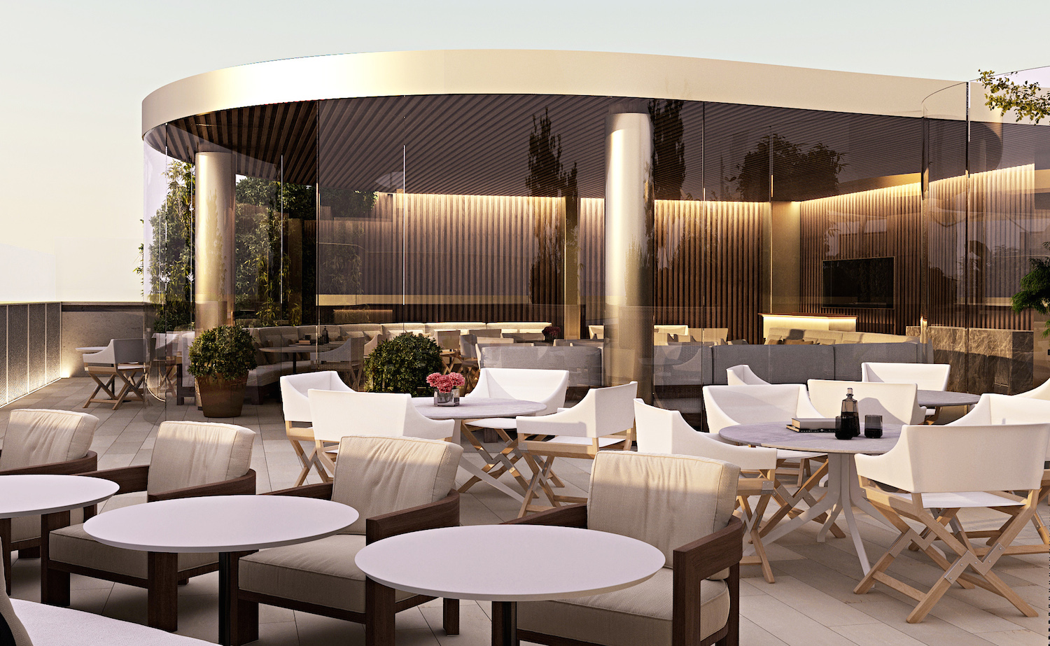 Otra toma de Sky Bar. En el Sky Bar se ha optado por paredes de cristal que permiten tener una panorámica total de las vistas