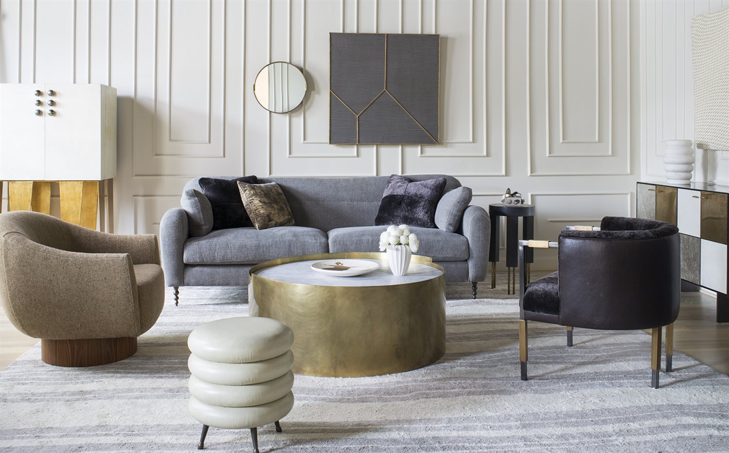 Kelly Wearstler. Salón con piezas de Kelly Wearstler