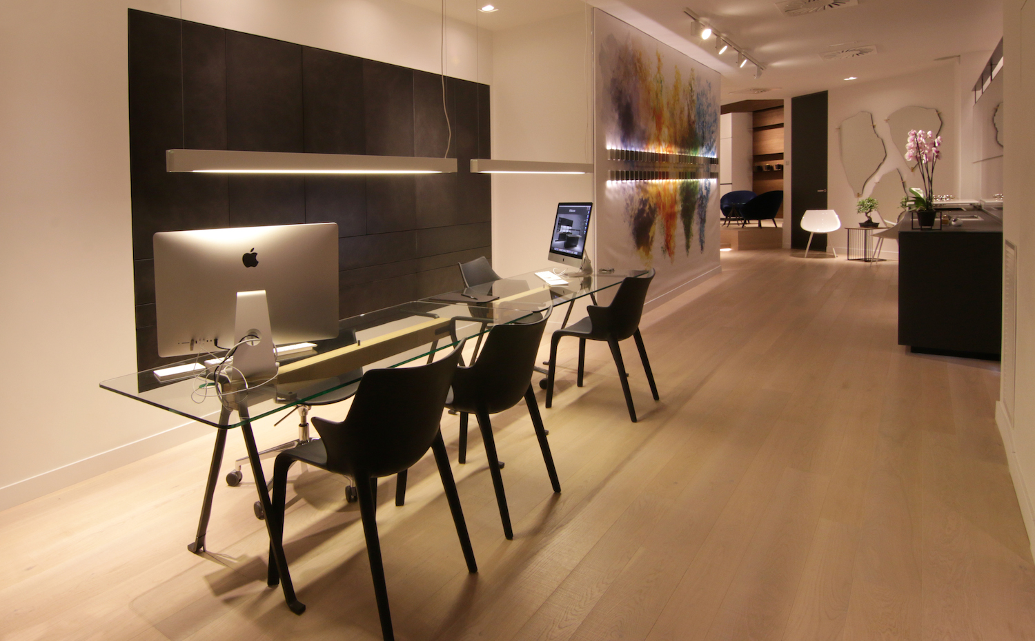 Estudio 4. Valcucine y Driade unen fuerzas en un nuevo espacio en Madrid