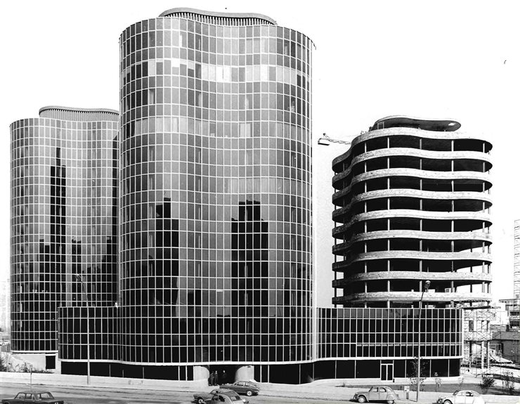 Torres Trade, Barcelona, de José Antonio Coderch.
