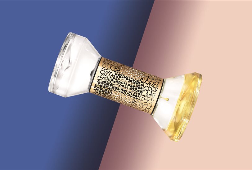 Suave y floral, la flor de azahar evoca el destello radiante del Mediterráneo