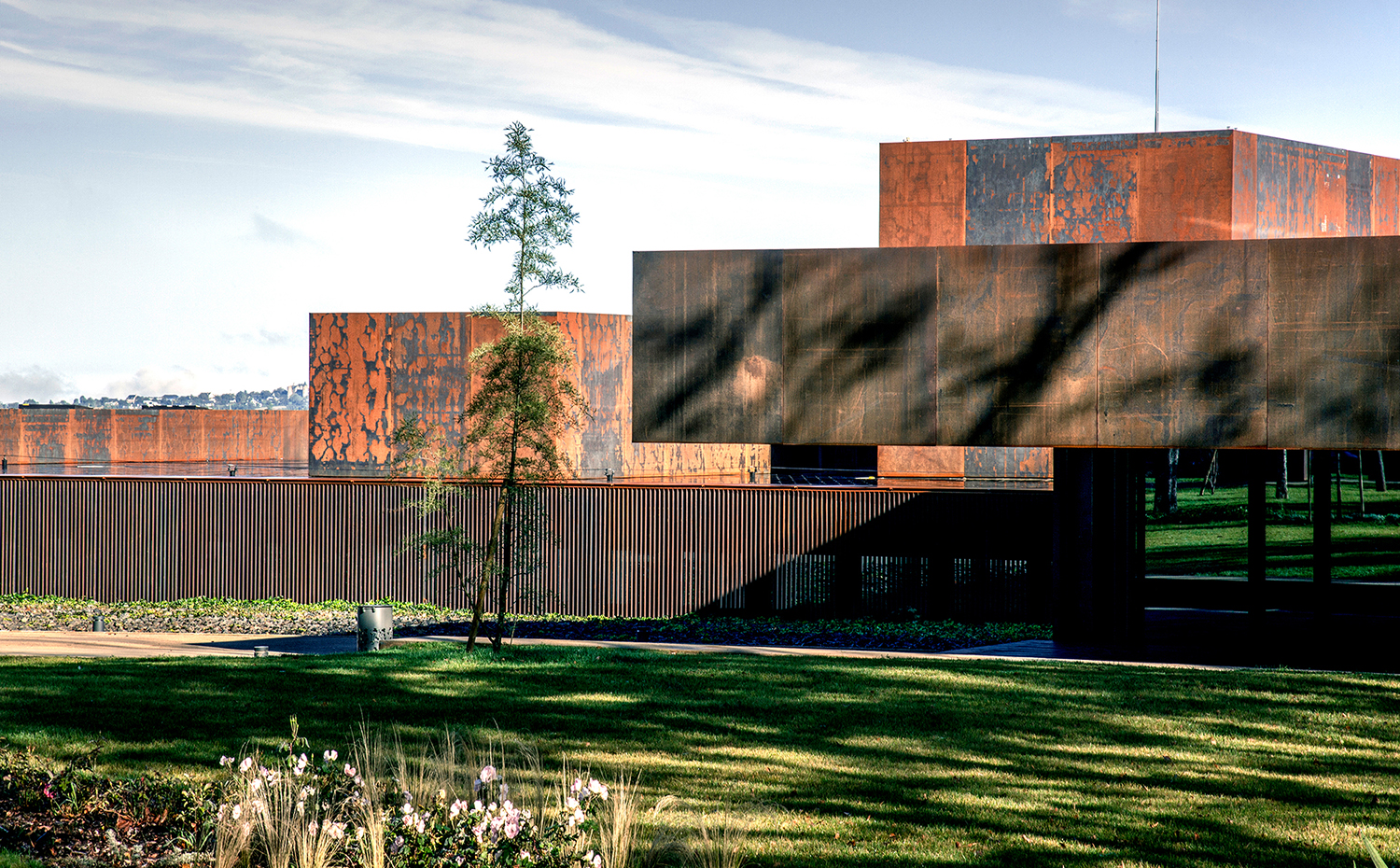 Museo Soulages, Rodez (Francia) estudio español RCR