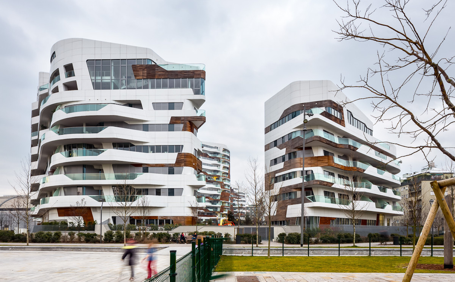 CityLife, de Zaha Hadid Arquitectos en Milán (Italia) Libro Building Community. New Apartment Architecture de Thames &Hudson