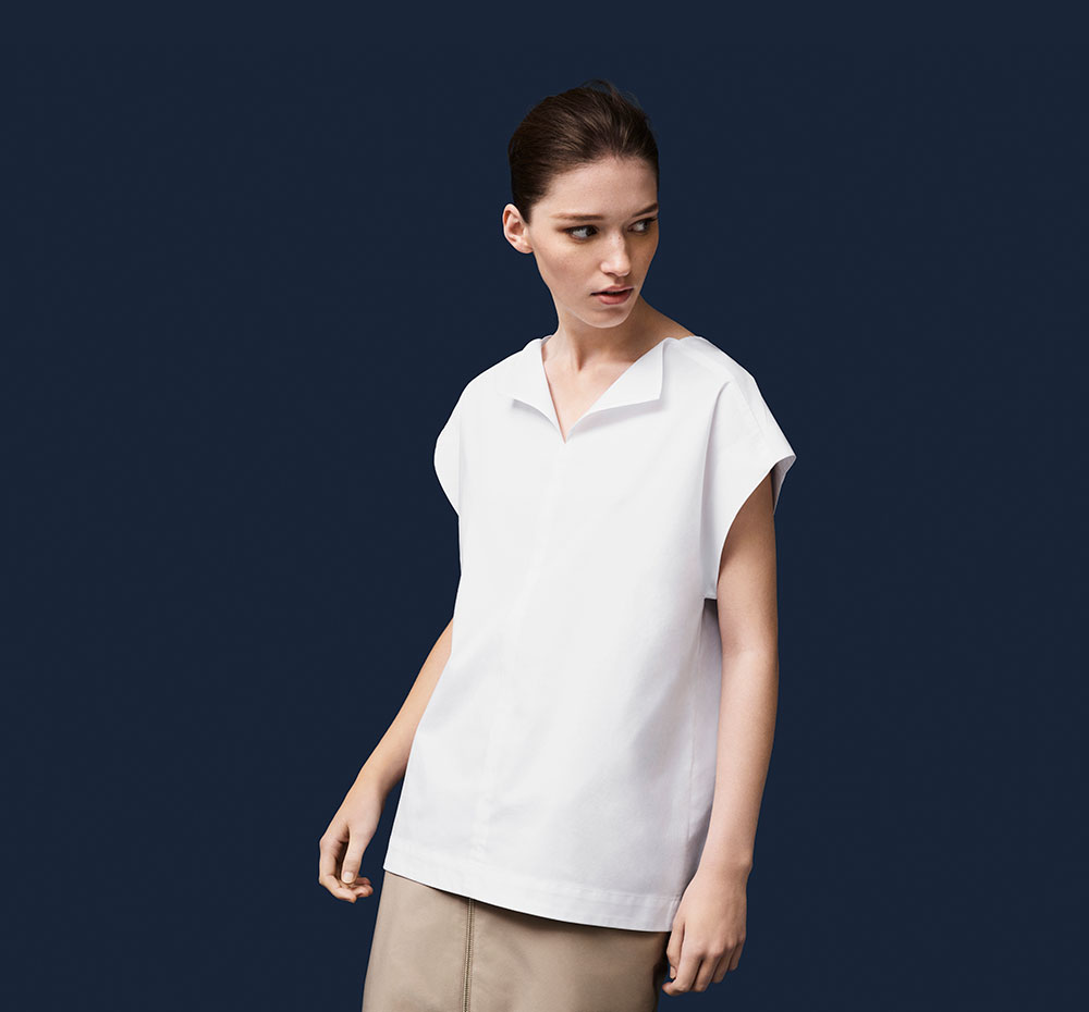 COS 10 W 3. Camisa blanca con manga oriental