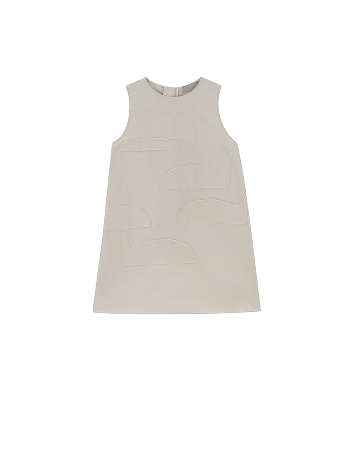 Vestido . Vestido sin mangas