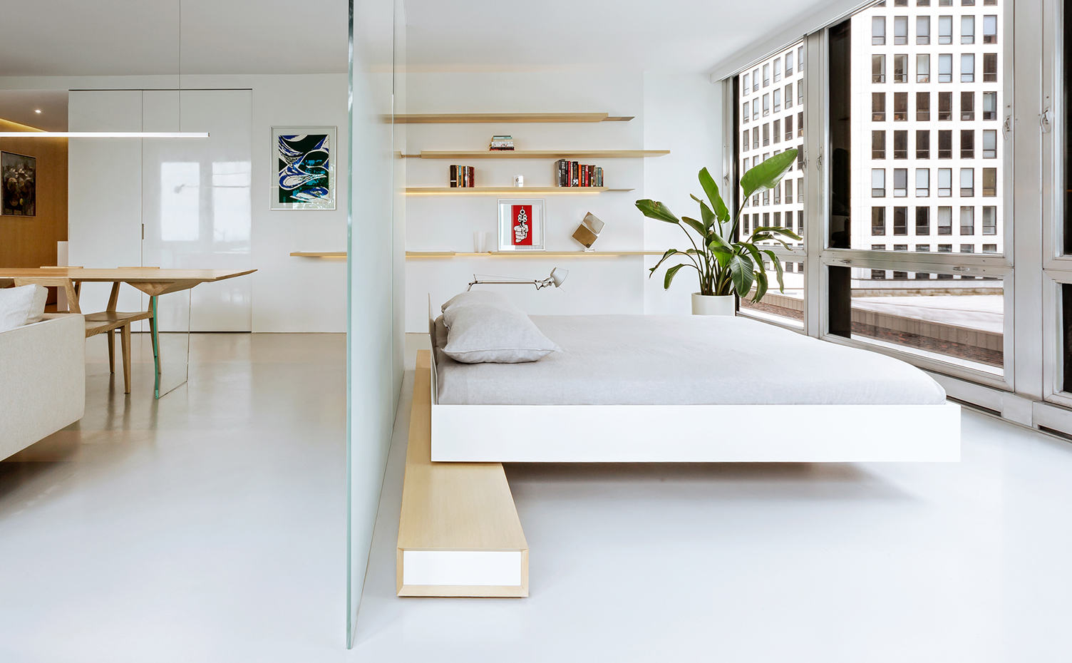 unit-3e-vladimir-radutny-architects-chicago-apartments-usa-architecture dezeen hero. La gama cromática es muy sutil para no restarte protagonismo al exterior