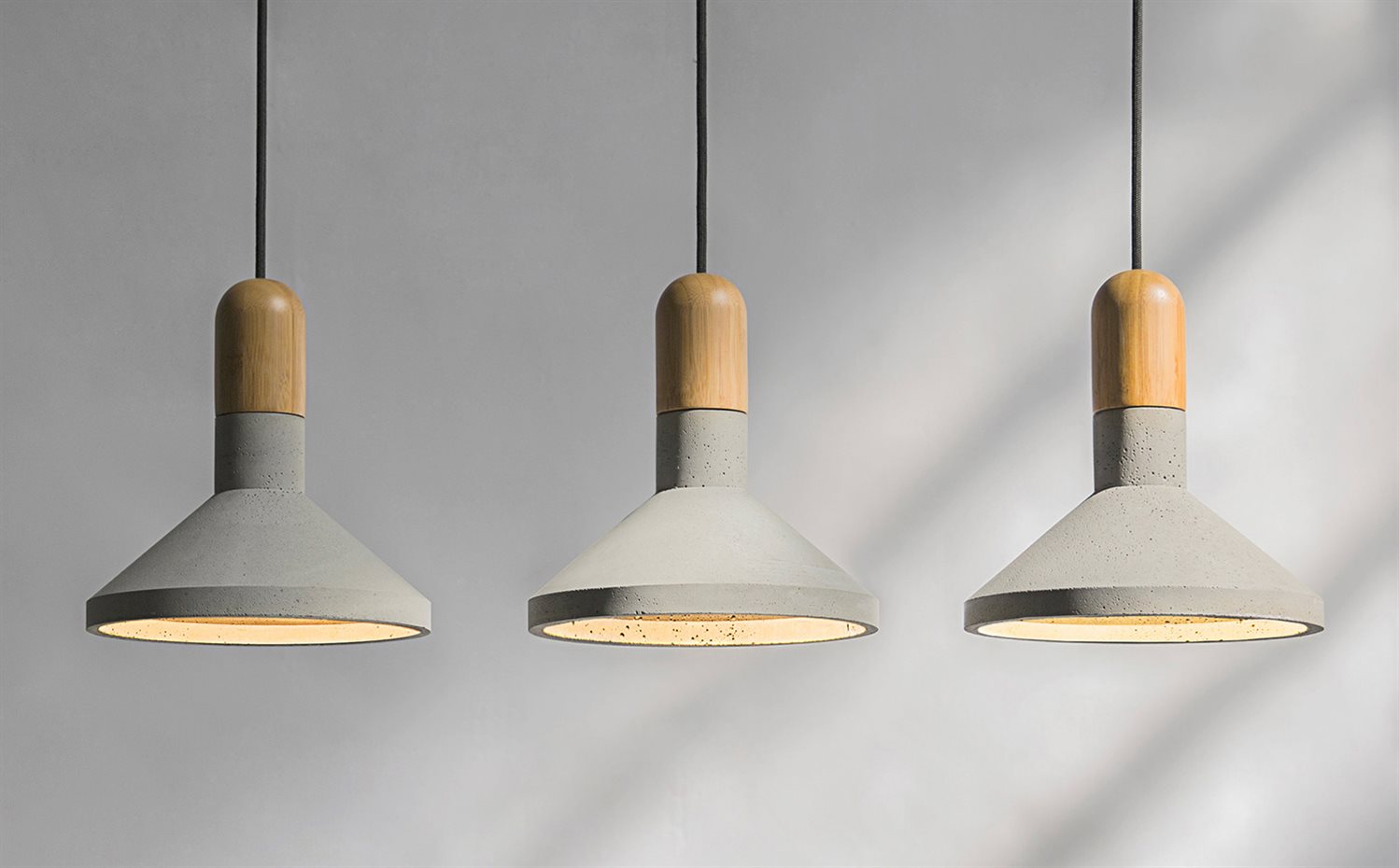 bentu Ayd. Lámparas de techo Shang en cemento y bambú, de Bentu Design