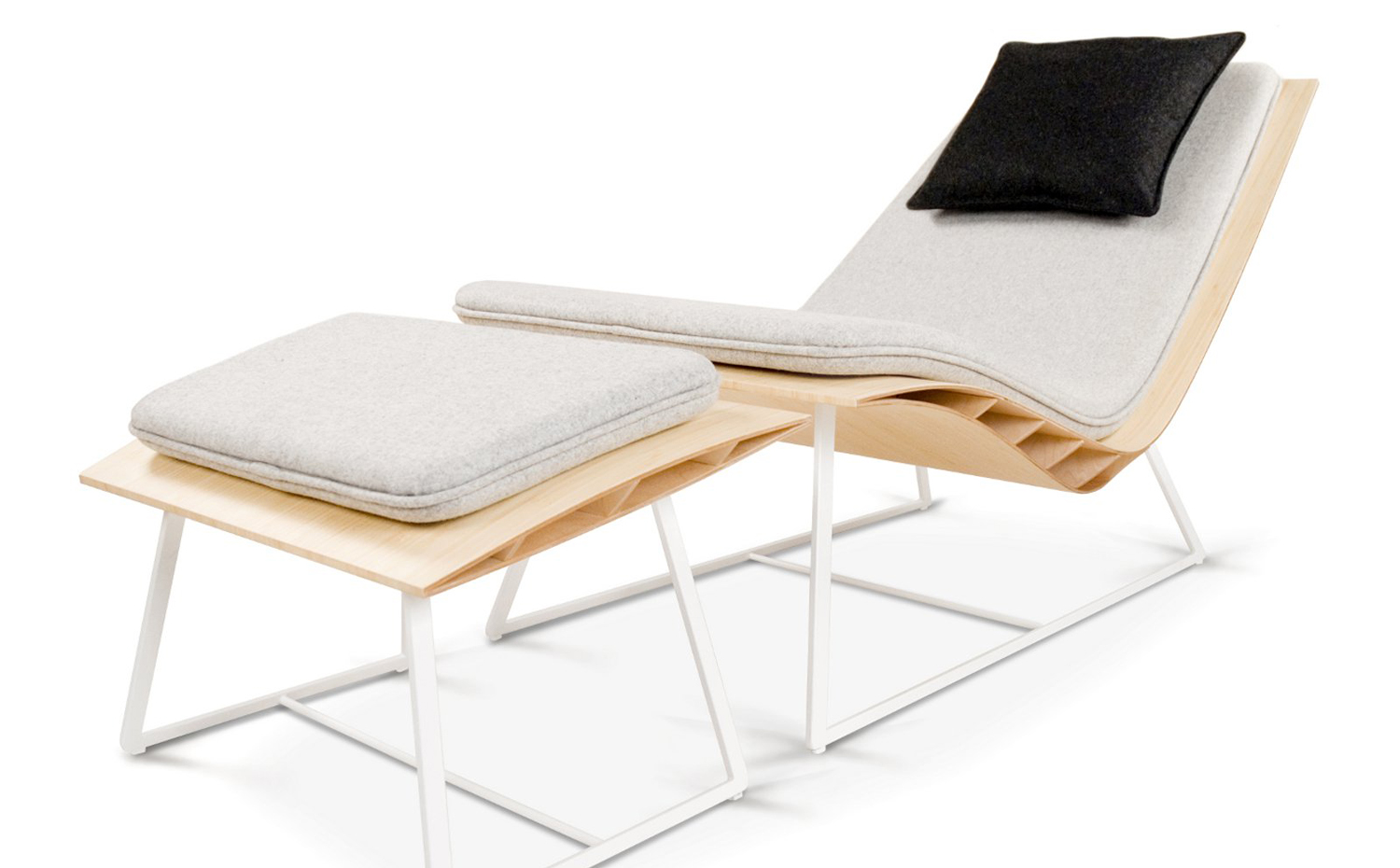 prodotti-65801-rel5cc35eea3eff4512b53f157078577b92. Sillón de bambú con reposapiés BEE. Diseño de Fritsch-Durisottide para La Maison Turrini