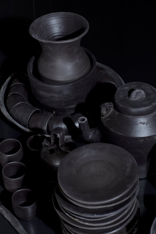 Dektonclay Cosentino Jara Varela 3. La colección de vajilla, en acabado mate