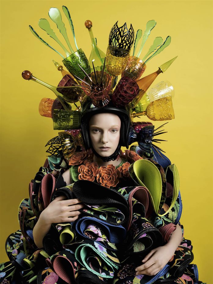 ZARA HOME LA GRANDE ILLUSIONE BY TIM WALKER 6. La obra del escenógrafo Simon Costin se puede ver en el Metropolitan de Nueva York