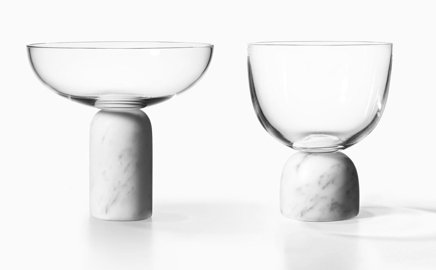 lee-broom-on-the-rock-glasses 1 1. El mármol de Carrara, en este caso combinado con el cristal, protagoniza también la colección de vasos On The Rock creada por Lee Broom