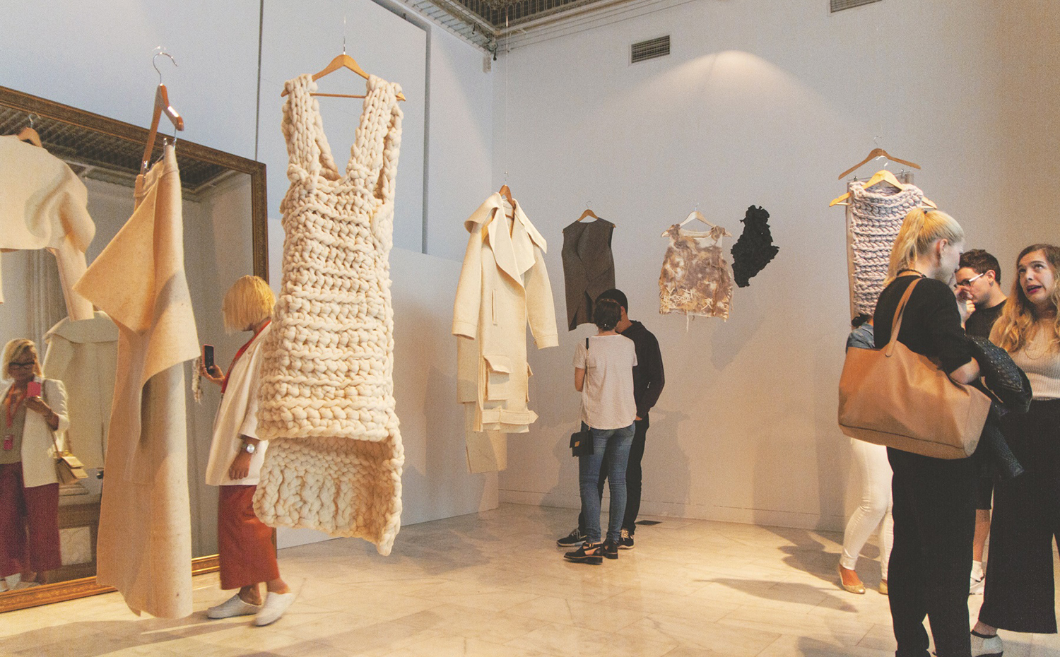 Design Fest - IED Madrid (30). Entre las diversas propuestas relacionadas con la moda destaca una exposición sobre patronaje a cargo de Yulia Yadryshnikova y un coloquio sobre la moda y el género en las que participarán las firmas Palomo Spain y Chromosome Residence