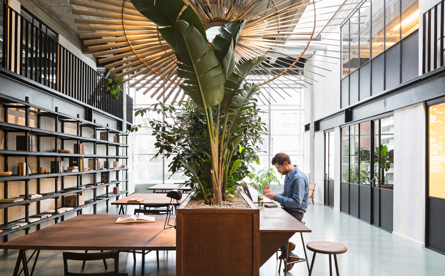 espacio de trabajo de Fosbury & Sons del estudio Going East