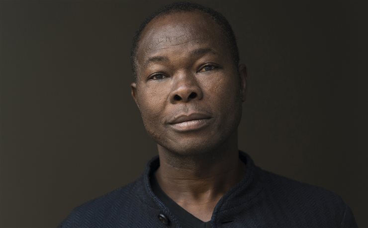 Diébédo Francis Kéré se suma a una larga lista de arquitectos reconocidos que han aceptado la invitación para diseñar el pabellón de verano de la Serpentine Gallery