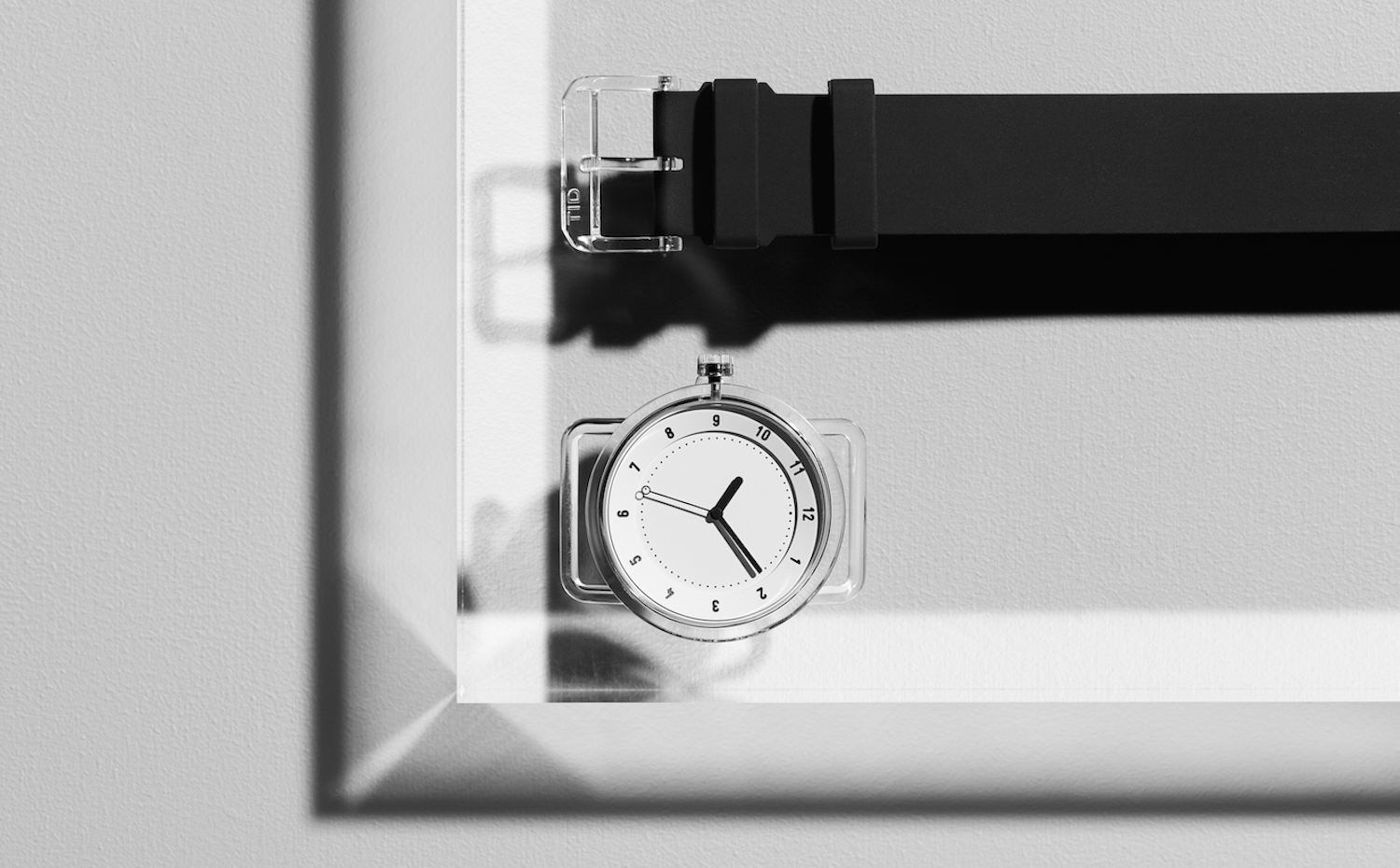 tid-no3-campaign-white-press. Reloj No. 3 de TID