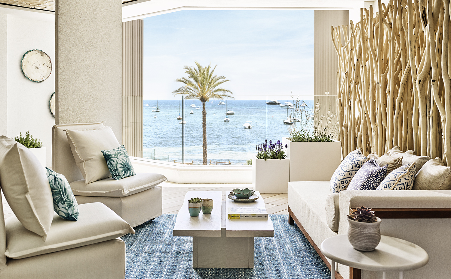 IBIZABAY JUNIO17 DeluxeGarden 26185 C1 RGB. Nobu Hotel Ibiza Bay