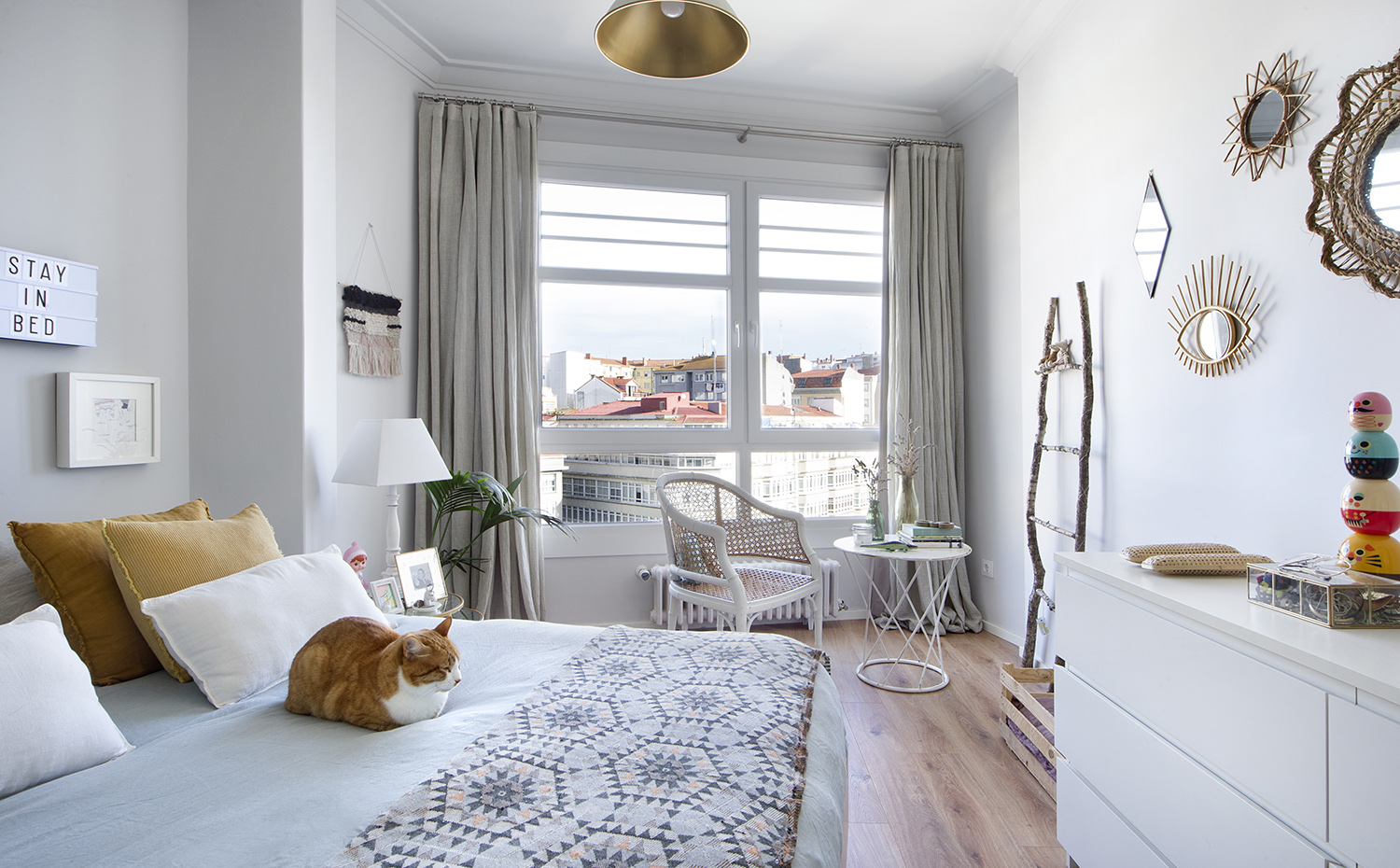 PISOCORUÑA 17. Ropa de cama, de Zara Home
