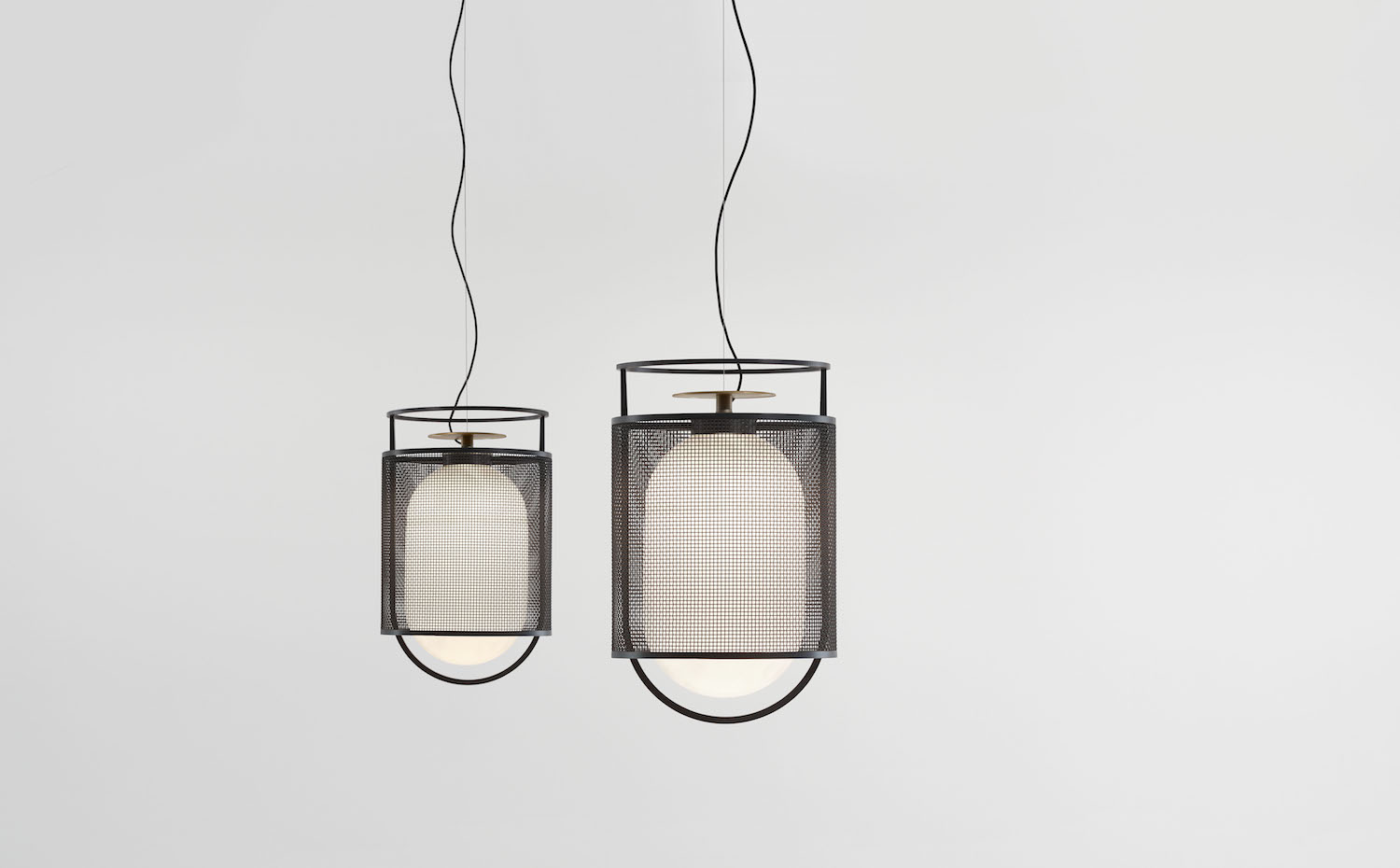Parachilna DENGLONG  by Neri&Hu Lamp techo Family. Versión de techo de la colección Denglong de Neri&Hu