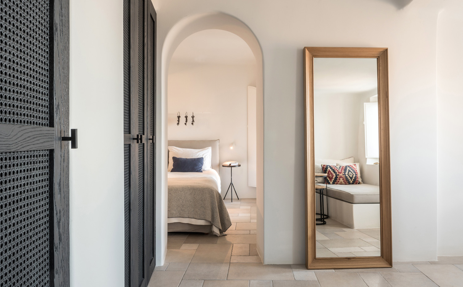 Porto Fira Suites
