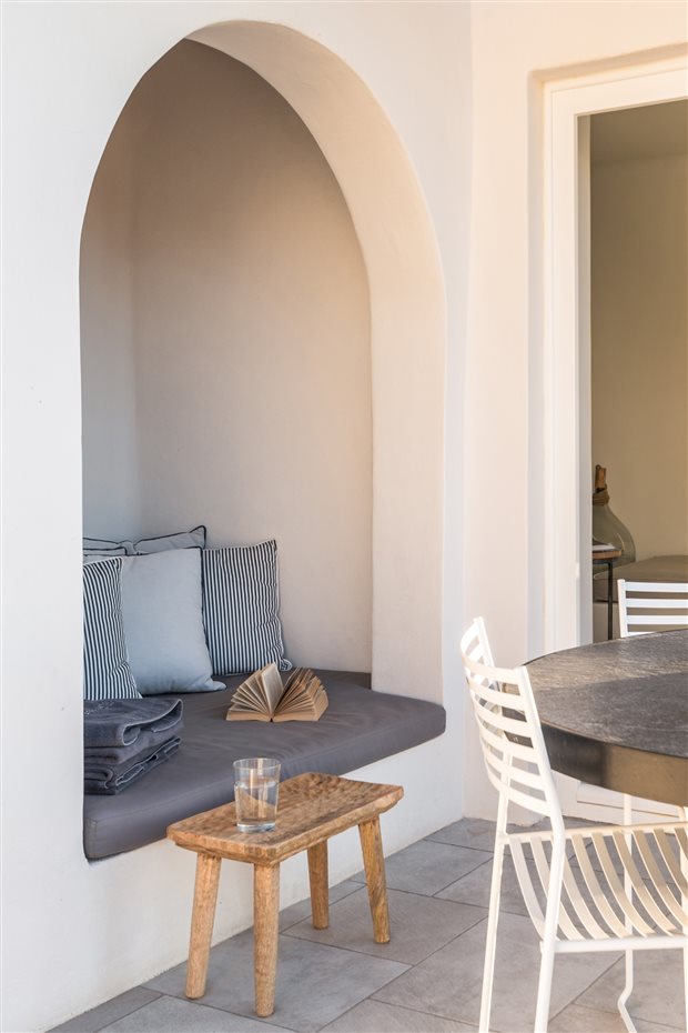 Porto Fira Suites