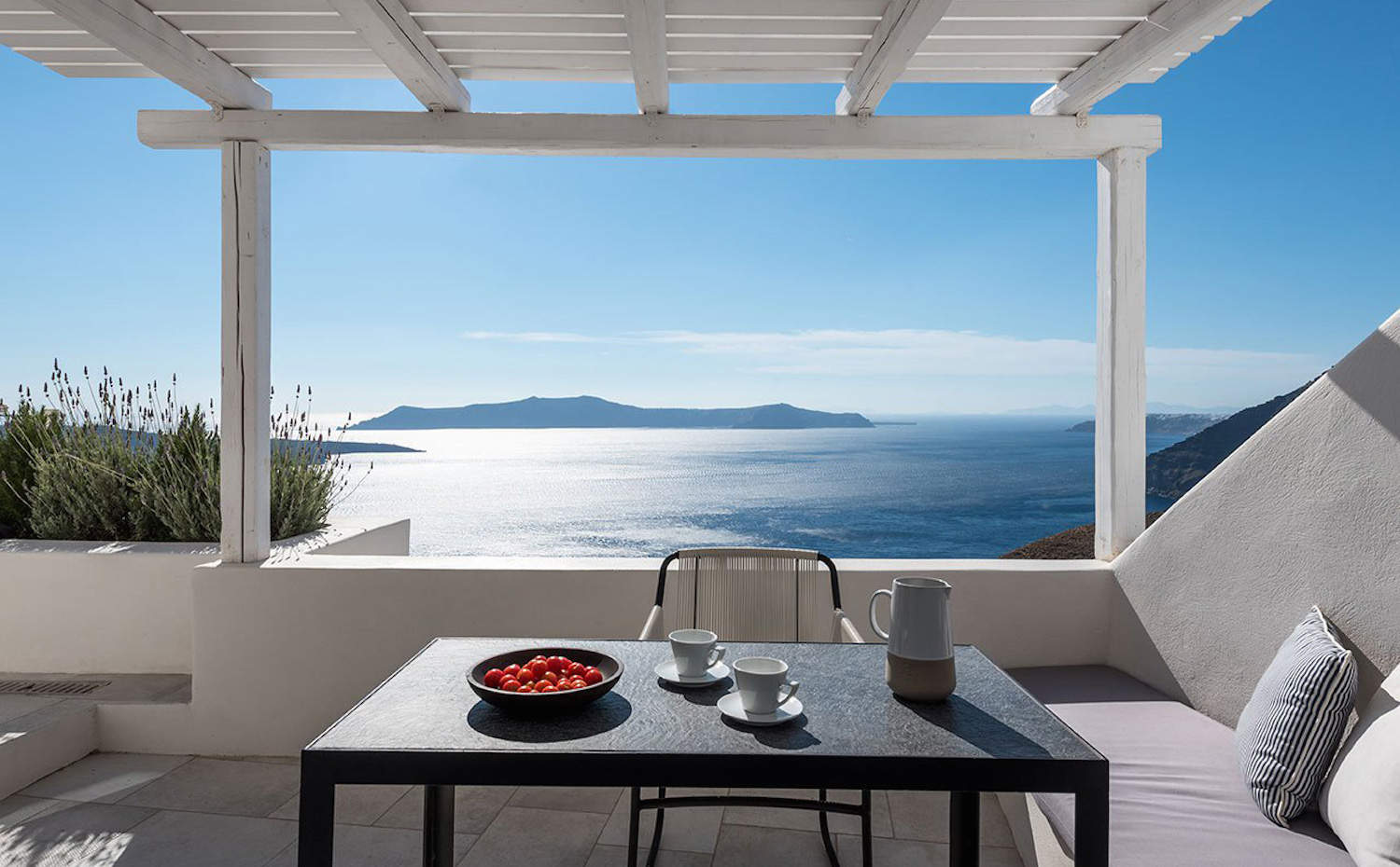 Porto Fira Suites